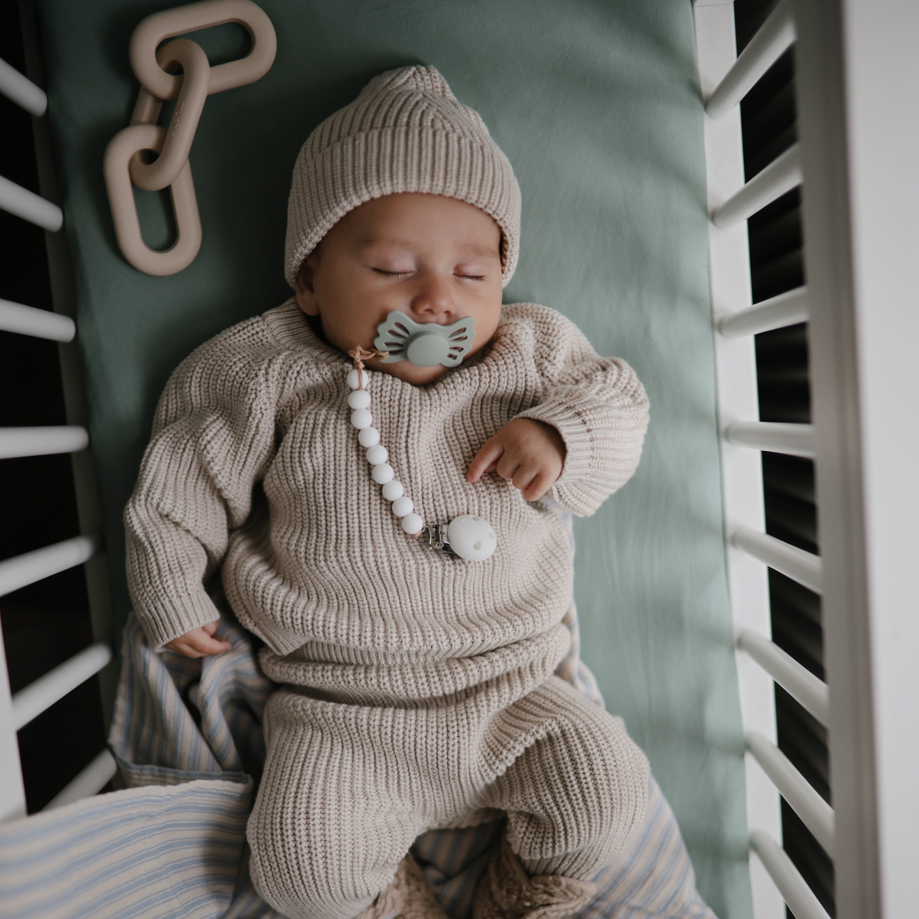 Image of Stretchy Crib Sheet
